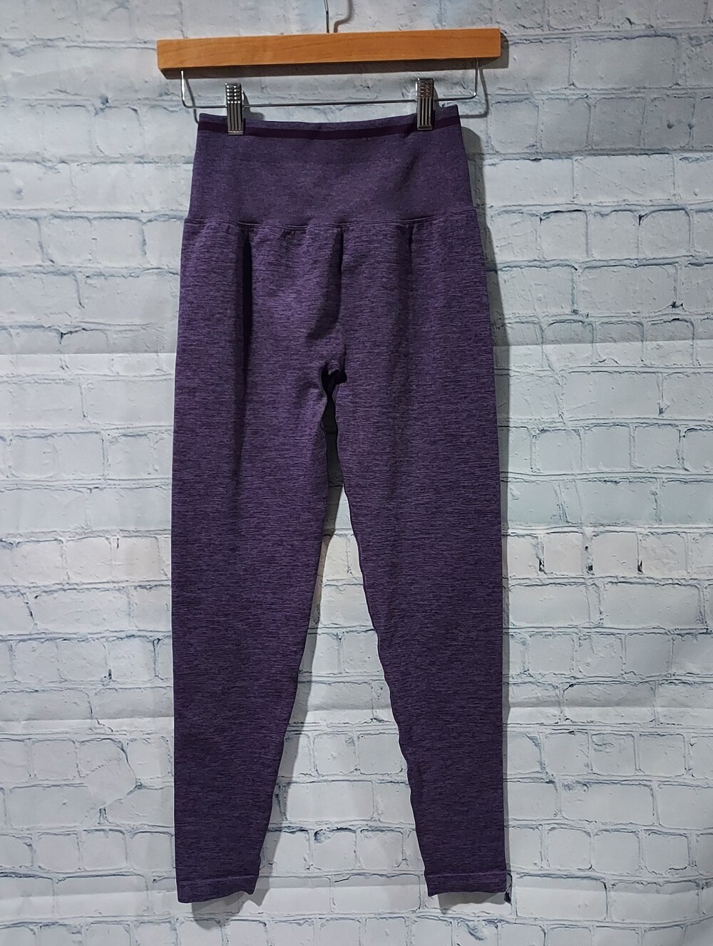 Buff Bunny Collection Women's Medium Purple Leggings Activewear Athleisure